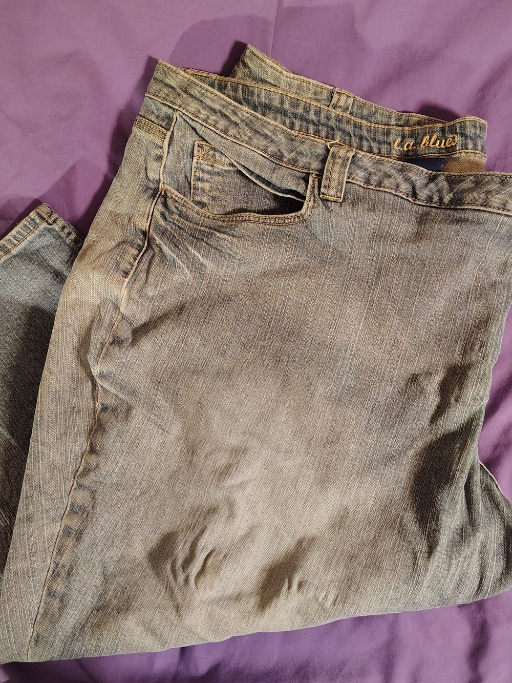 L.A. Blues Women’s Washed Gray Cropped Jeans